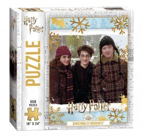 Harry Potter Christmas at Hogwarts 550pc (PZ010-686)