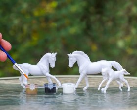 Horse Family Paint & Play (breyer-4239)