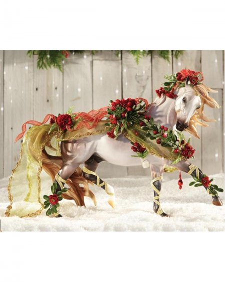 2014 Holiday Horse Bayberry and Roses (700117)