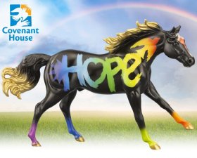 Hope - 2021 Horse of the Year (breyer-62121)